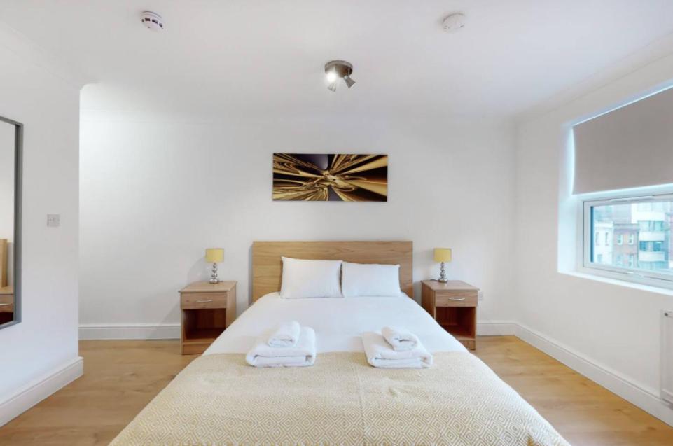 Modern Split Level 1 Bedroom Flat In Aldgate London Exterior foto